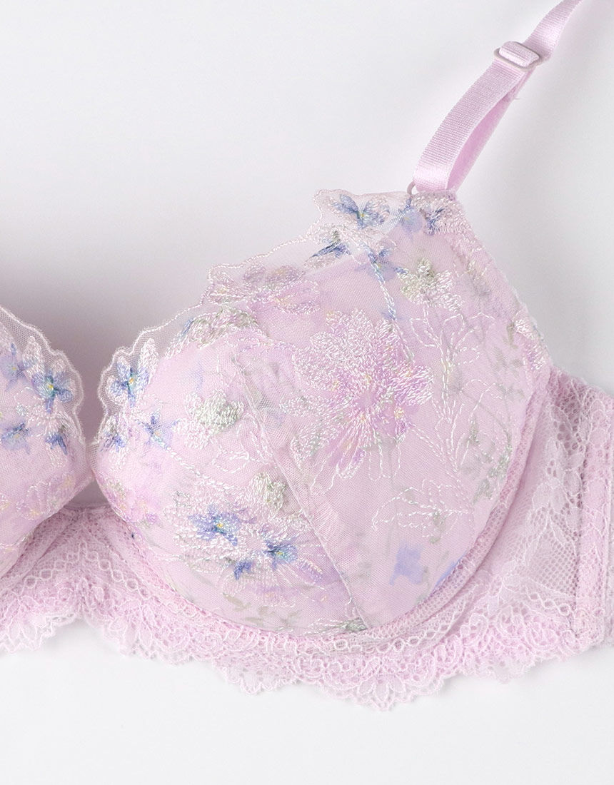 ウンナナクール バックスタイルまでかわいい Accent