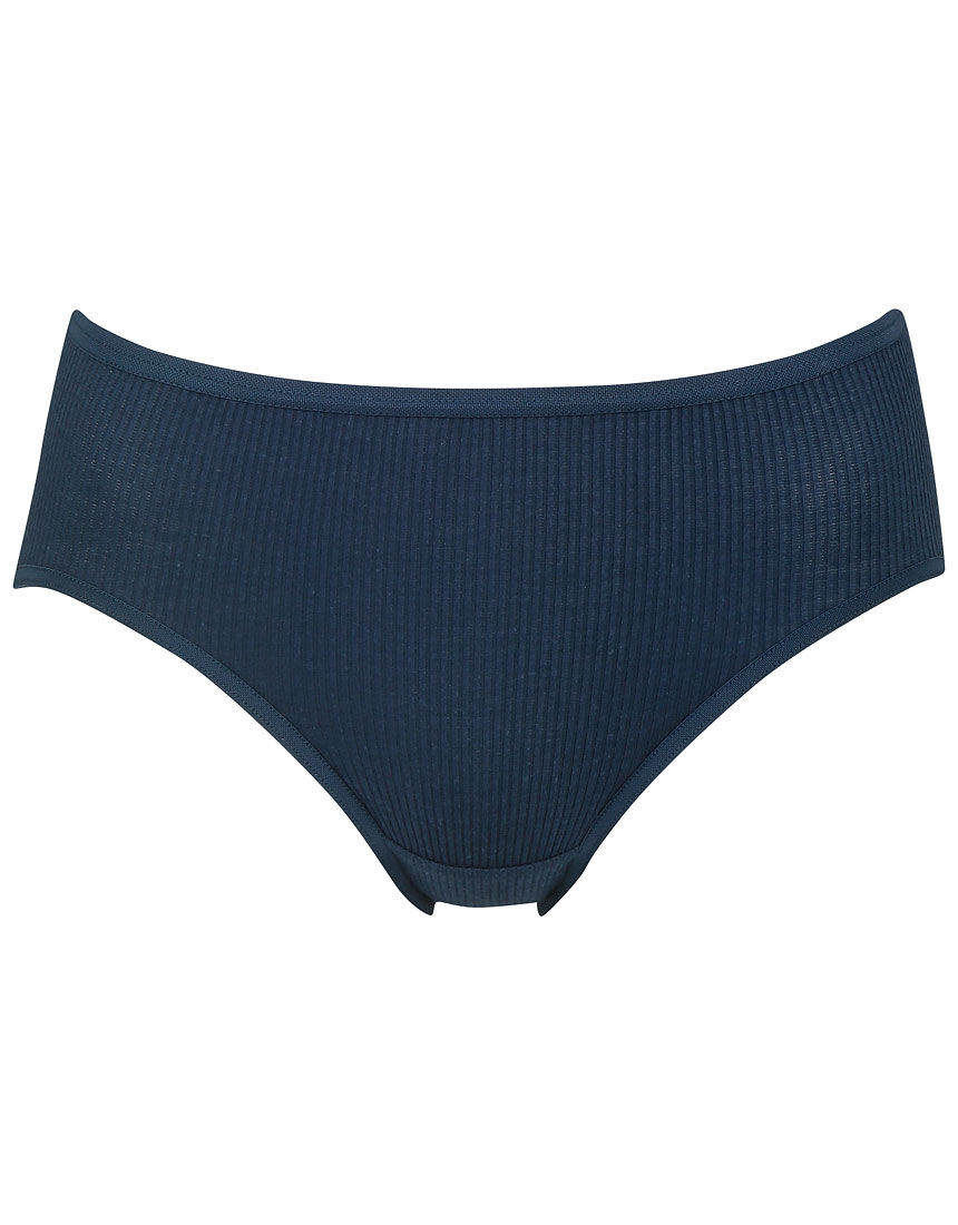 ウイング サイドに縫い目がない（はきこみ丈ふつう） ショーツ EC2400