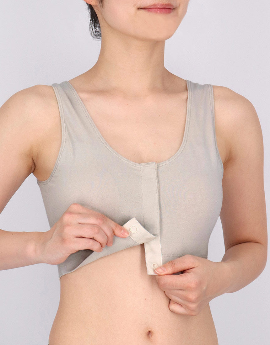 ウイング 【綿混】着脱がラクな前あきタイプで、やさしい着用感 ハーフ