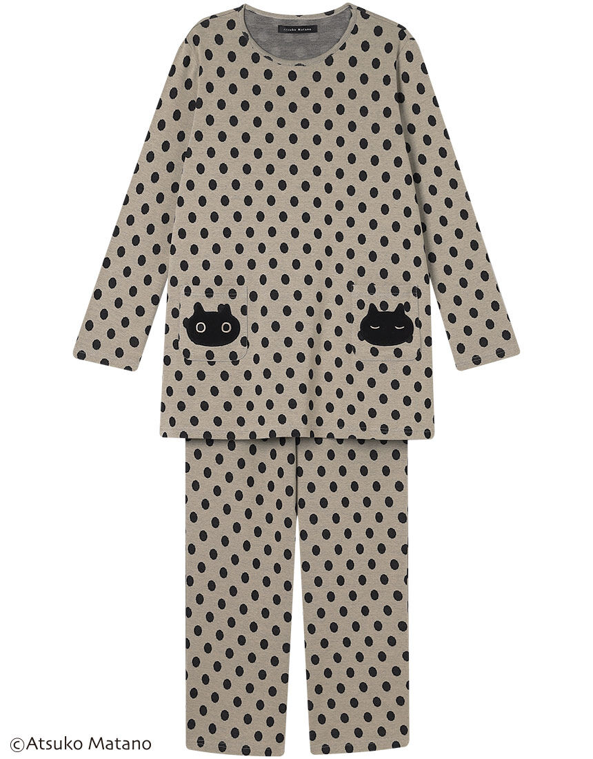 アツコマタノ 【綿100％】黒猫のアップリケがデザインポイント