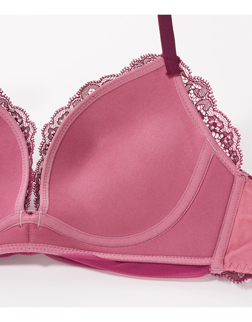 PEACH JOHN ナイスバディブラ　ナイスバディブラフルラージュ ナイスバディブラフルラージュ」縫製不良のお詫びと自主回収の