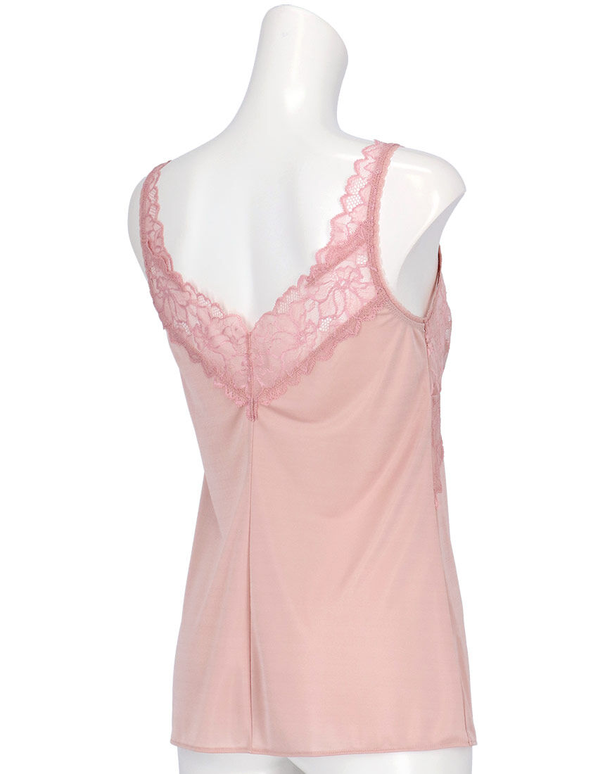 ワコール 【ランジェリーもリニューアル】しなやかになじむ着ごこち