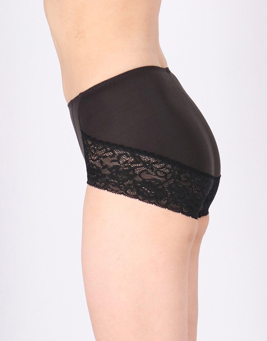 ウイング 美尻補整ショーツ／綿混【Pパンツ】バックレース ショーツ