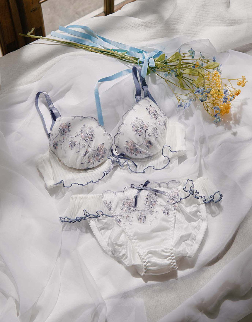 Kiss:The Elder⭐️帯兼アウター・カヴァー＆プロモ・バッグ付き国内盤 northerly (ノーザリー) ガーデンアーチブーケ【ソフトワイヤー】 ブラ