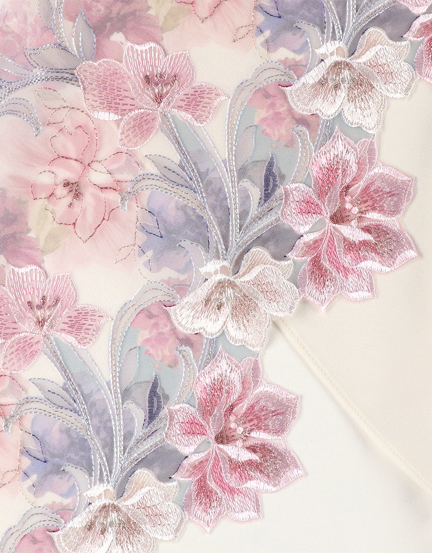 ★新品 M サルート 59G スリップ SX ワコール サルート 【限定発売商品】 スリップ STJ229｜ワコール直営の公式下着