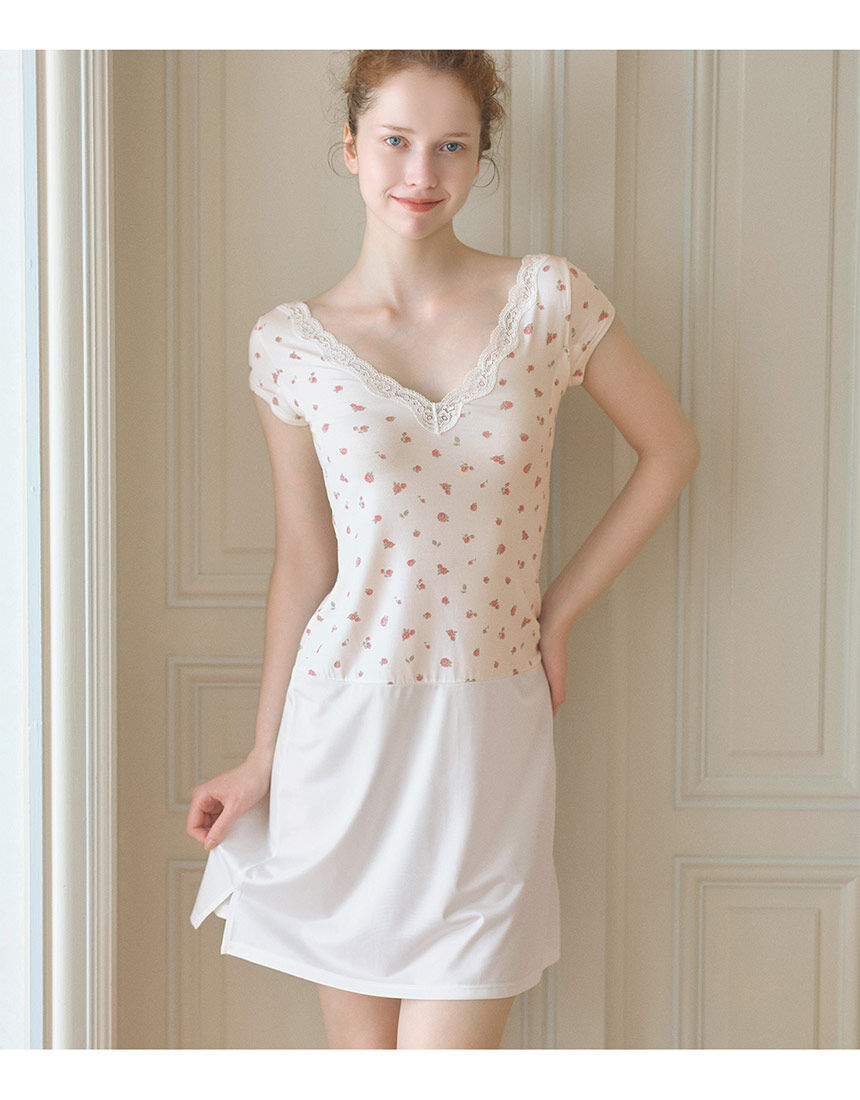 1487 ワコール つるつる スリップ 8枚 まとめ売り 女の子 ティーンズ 可愛い タンス整理品 レディース 下着 パンティー 女性 no 中古  ワコール ブラ（スリップ｜インナー・下着・ランジェリー