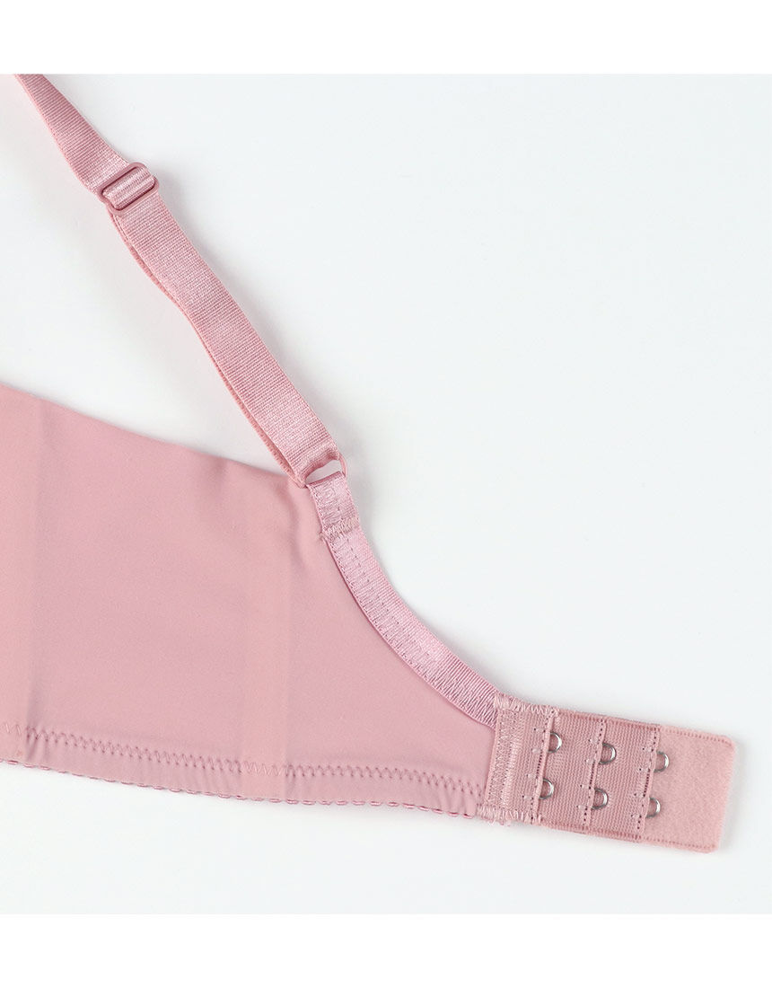 ワコール 【脇から背中のラインをすっきり】着やせすっきりブラ 3／4