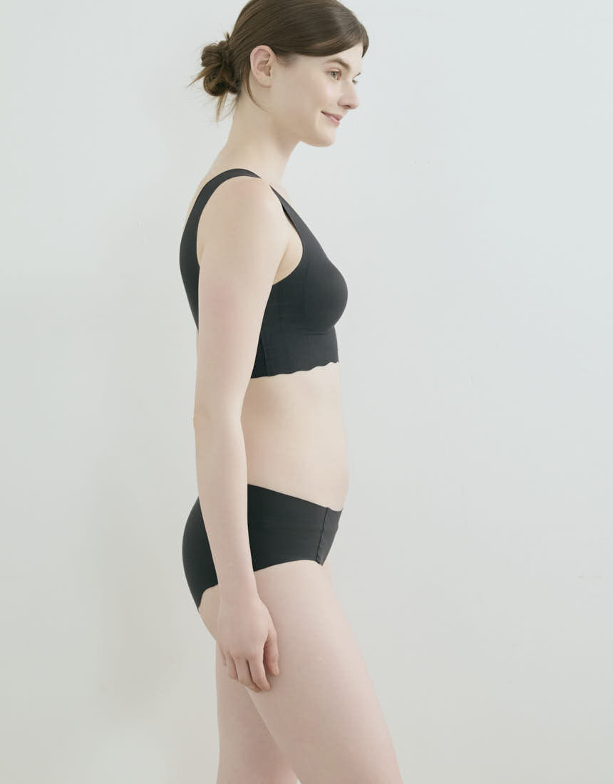 ウンナナクール 【汗消臭】綿混フラット仕上げ ノンワイヤーブラジャー