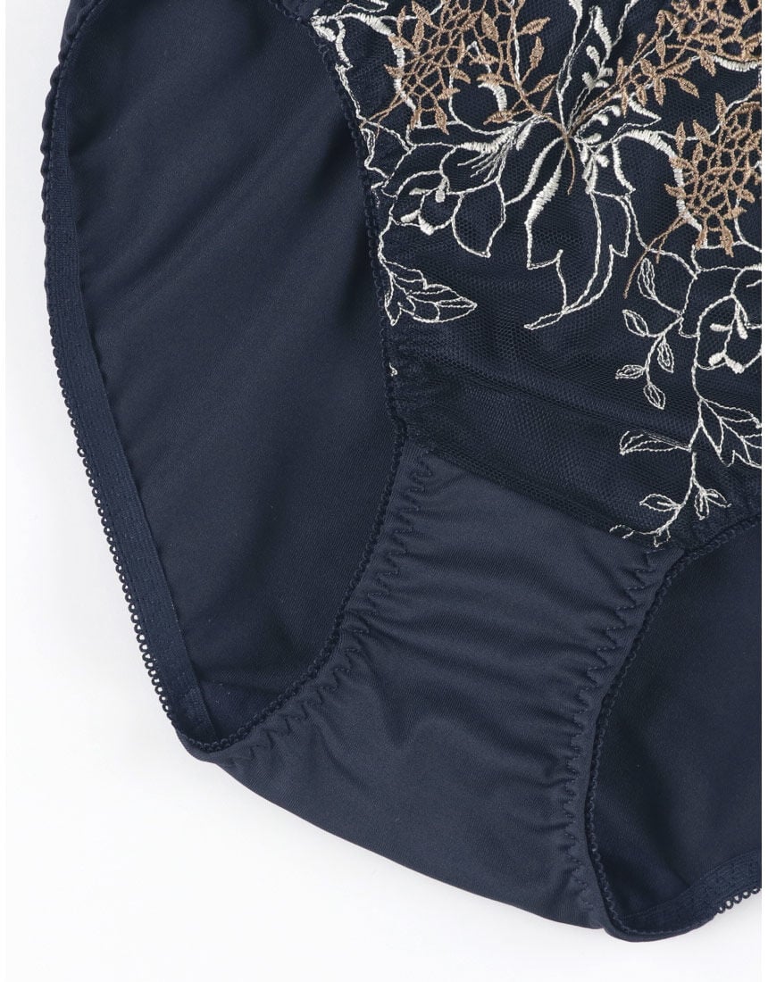 Lingè Noël ランジェノエル 【脇すっきり】バストメイクブラ