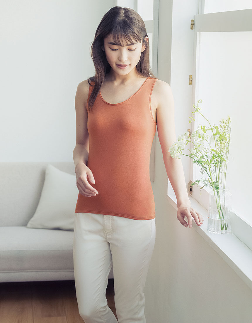 ウイング ニット ショーツ 秋冬 保温タイプ シンクロブラトップ アンダーがラク なのにズレにくいブラトップ カップ付きインナー Et1161 ワコール直営の公式下着通販サイト Wacoal Web Store