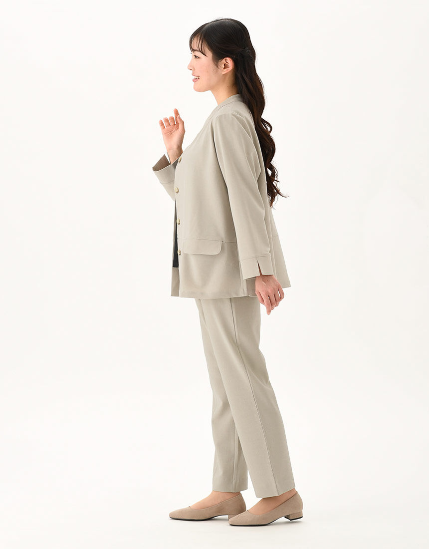 Bristol VENTILATIONブルゾン、パンツ上下セット ベージュL F.C.Real Bristol（エフシーレアルブリストル）の「VENTILATION LOGO