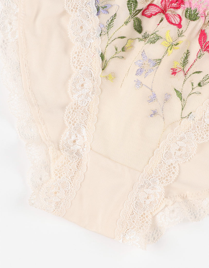 Lingè Noël ランジェノエル 美胸脇高 グラマーサイズ ブラ＆ショーツ