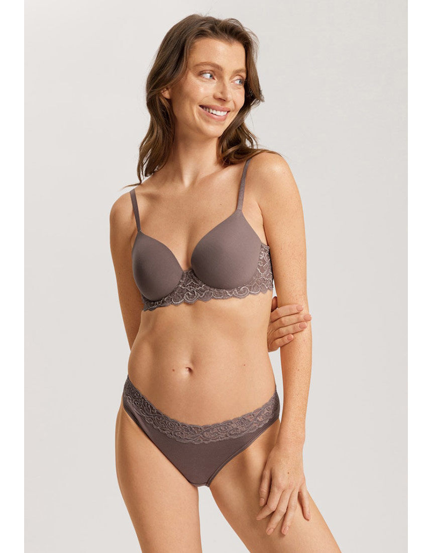 ハンロ カップ部分はアウターにひびきにくい ブラジャー UIH034