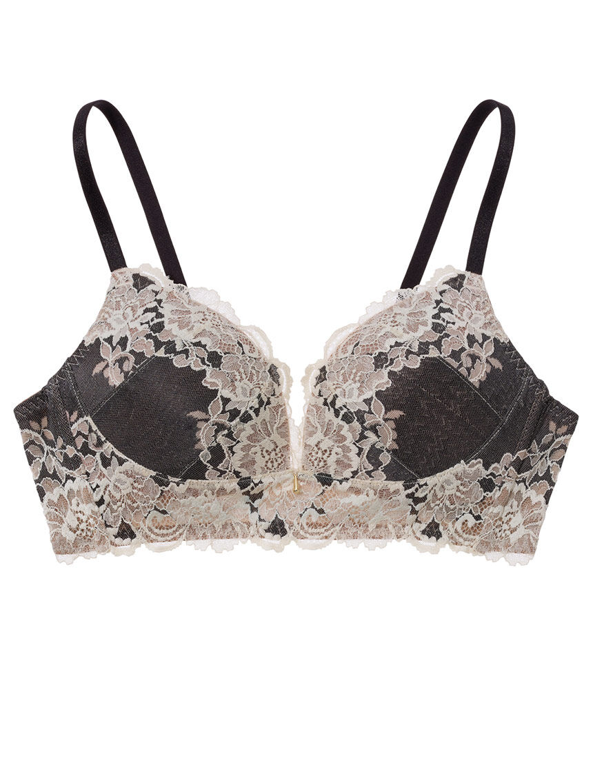 PEACH JOHN 【ノンワイヤー・盛りブラ】ラクなのに、くっきり谷間を