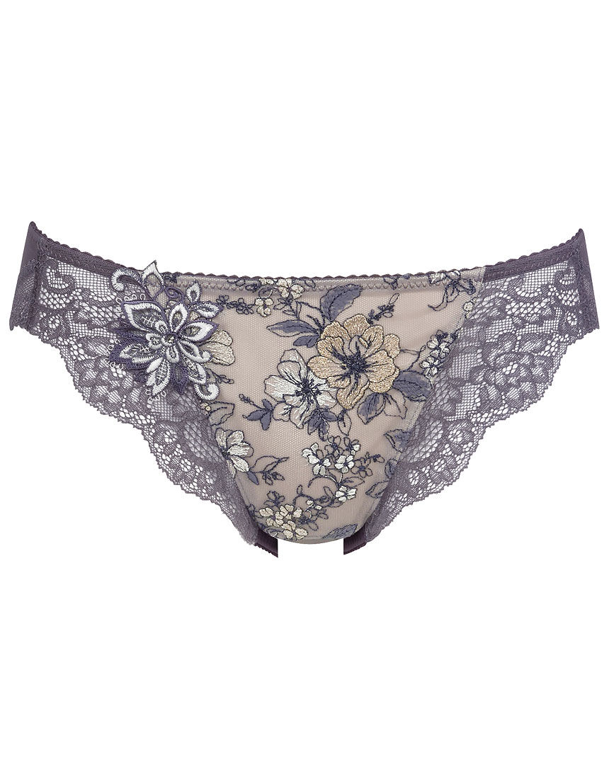 �u���i�o�a�Q�W�P�O�j �y�A �V���[�c