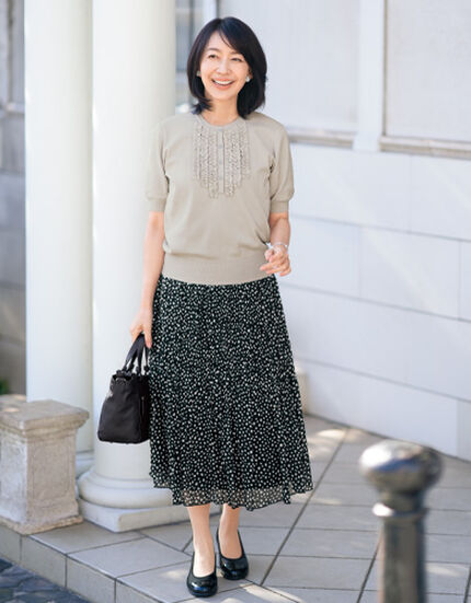 モノトーンをソフトに愉しむ大人の夏　２