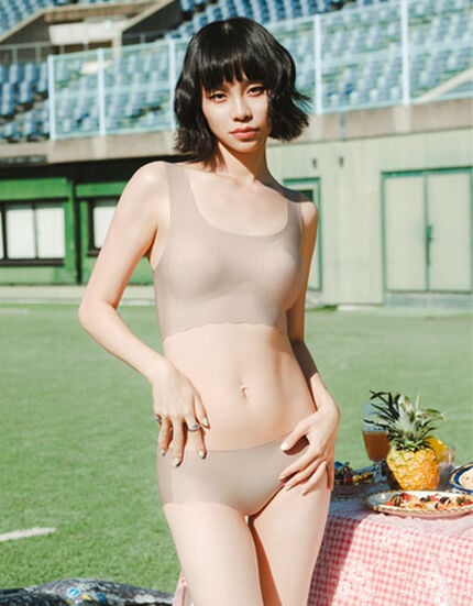 コットン生まれの快適素材