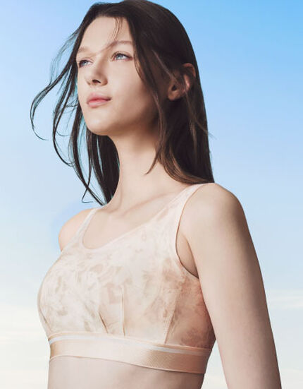 ｅｅｅブラ【Ｓ～７Ｌサイズ】