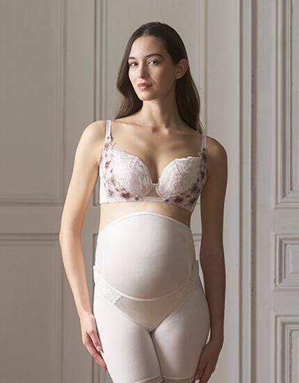 ハグするブラforママ