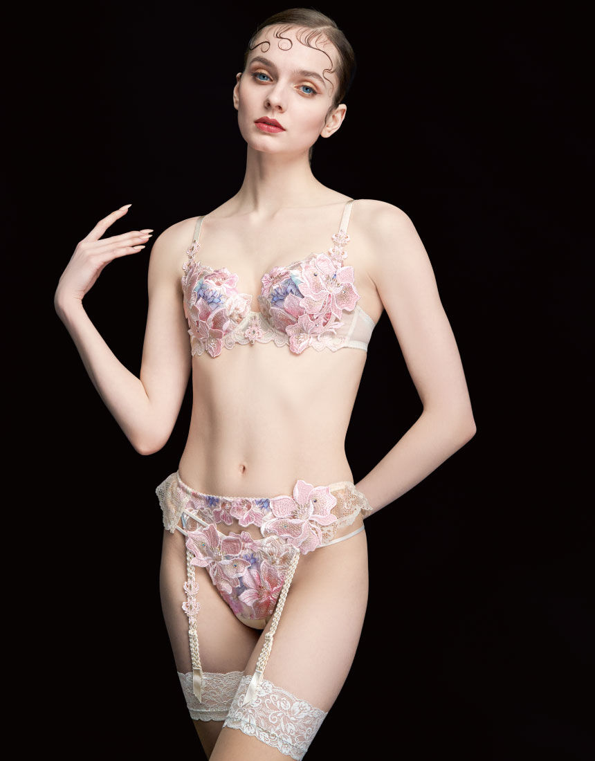 サルート｜ワコール直営の公式下着通販サイト ワコールウェブストア