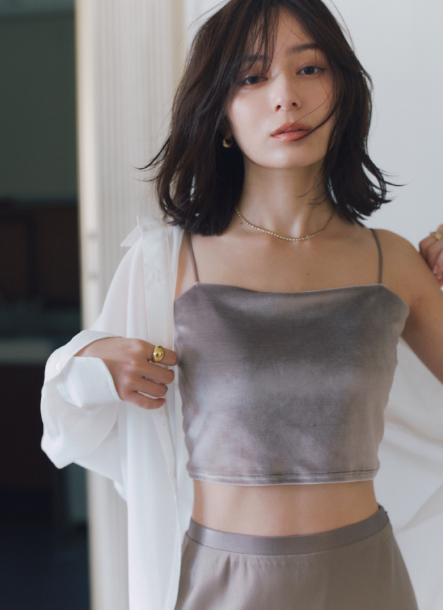 CUPIN VELOUR SHORT CAMISOLE JCX150 モデル画像
