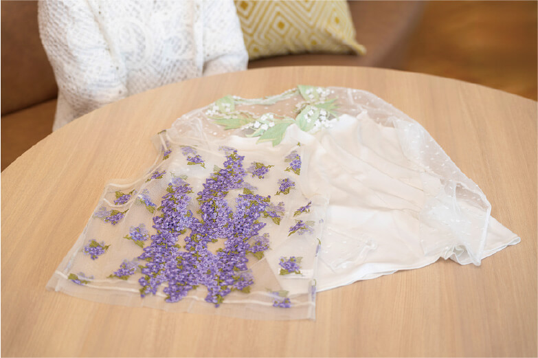 ライラックとスズラン柄のトップス