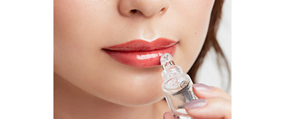 SHISEIDO メーキャップ　カラージェル　リップバーム　106J